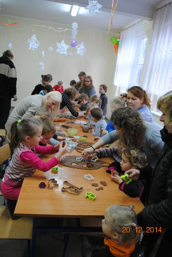 Linia produkcyjna imieleńskiej cukierni.