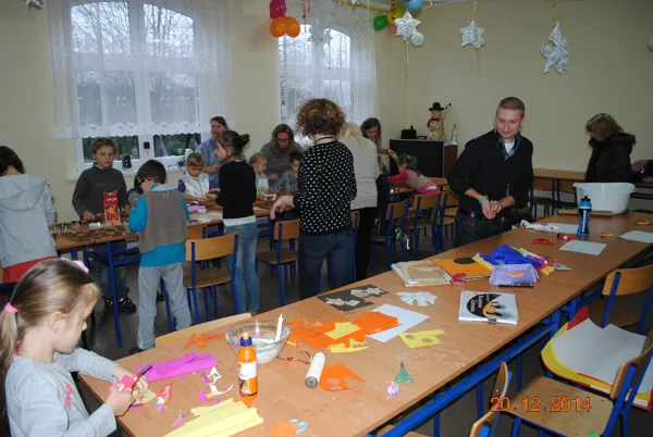 Druga linia - tym razem imieleńskie ozdoby świąteczne.